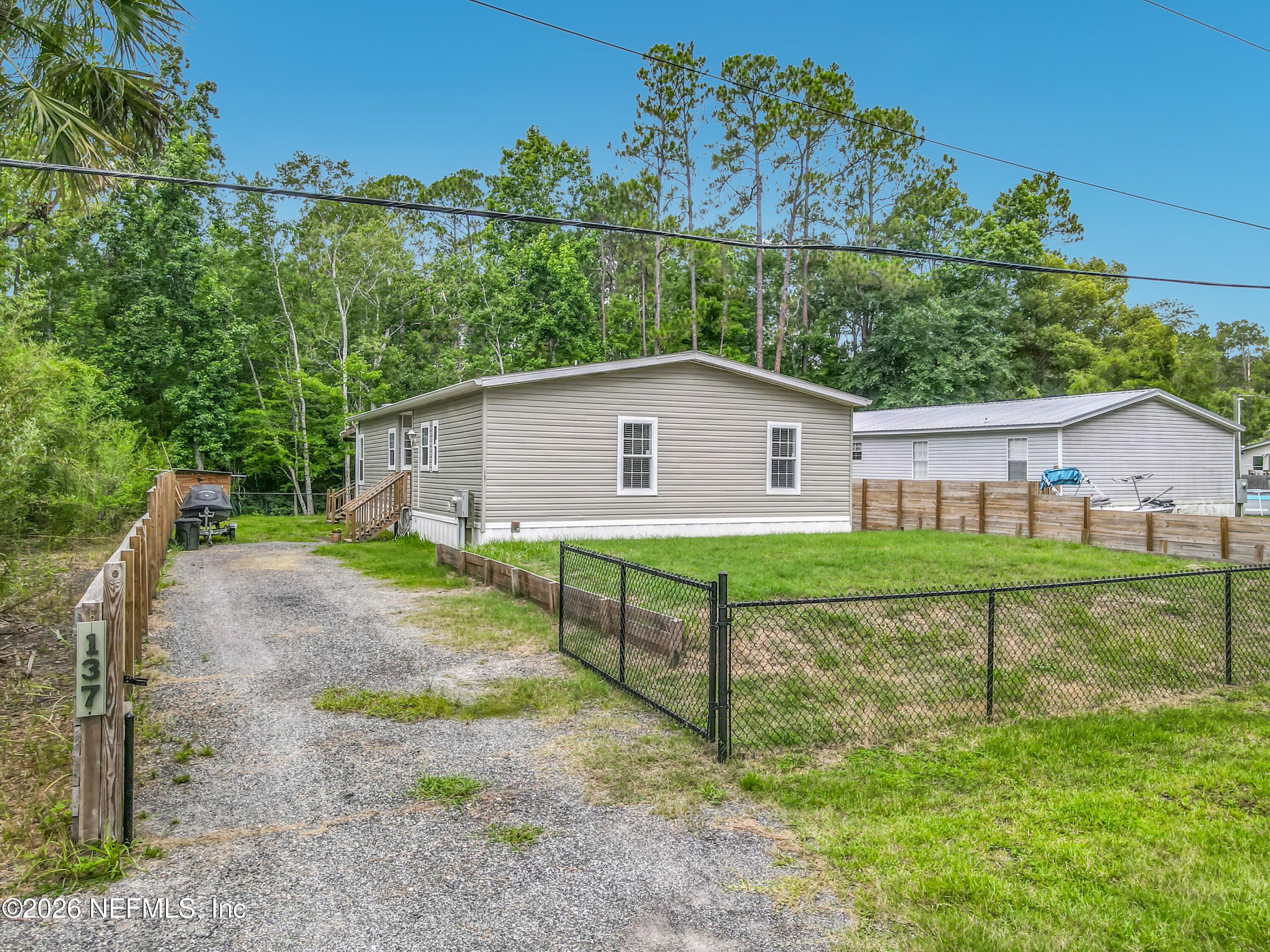 137 Kerry Satsuma, FL 32189 - Photo 1 of 33 001