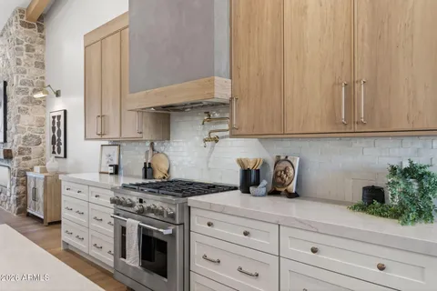 $2,675,000 | 5410 East Dahlia Drive, Scottsdale, AZ 85254