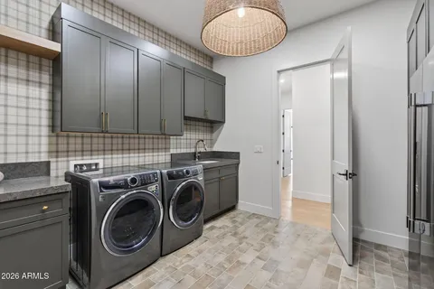 $2,675,000 | 5410 East Dahlia Drive, Scottsdale, AZ 85254