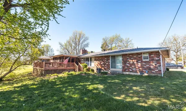 $199,000 | 800 South Henderson Street, Salem, MO 65560