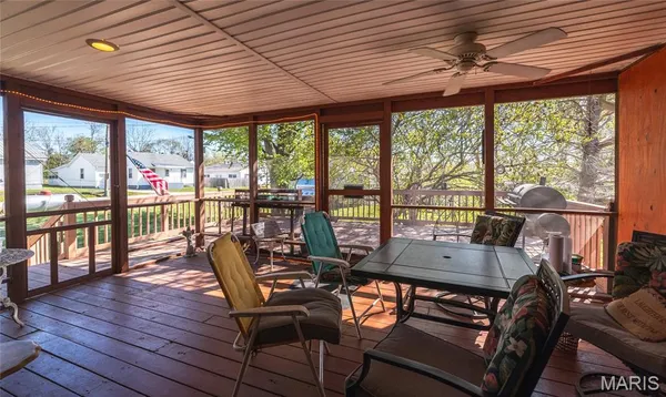 $199,000 | 800 South Henderson Street, Salem, MO 65560