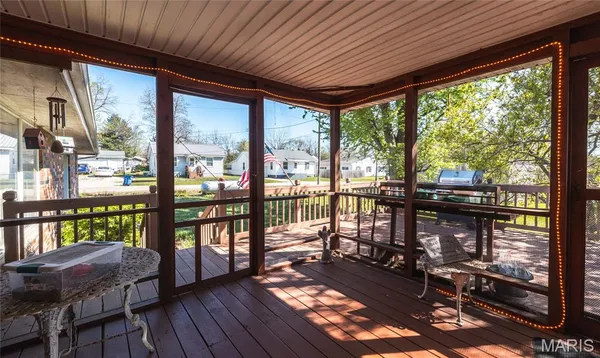 $199,000 | 800 South Henderson Street, Salem, MO 65560