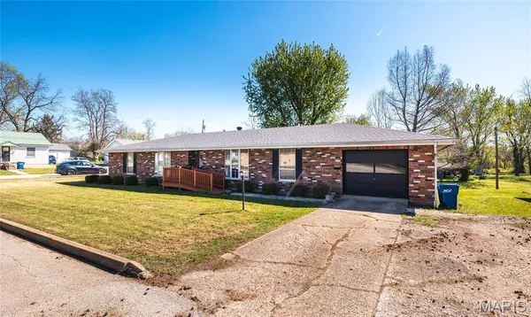 $199,000 | 800 South Henderson Street, Salem, MO 65560