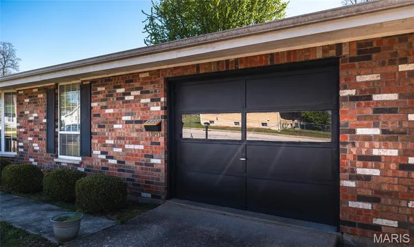 $199,000 | 800 South Henderson Street, Salem, MO 65560