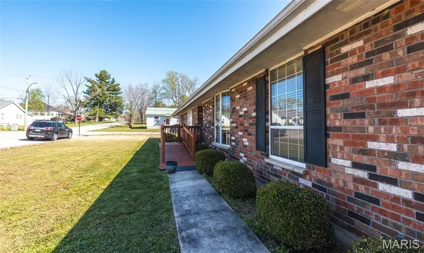 $199,000 | 800 South Henderson Street, Salem, MO 65560