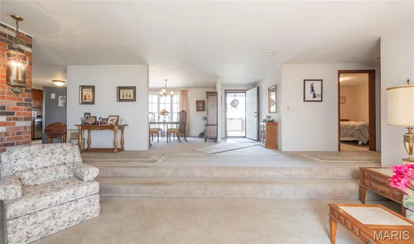 $199,000 | 800 South Henderson Street, Salem, MO 65560