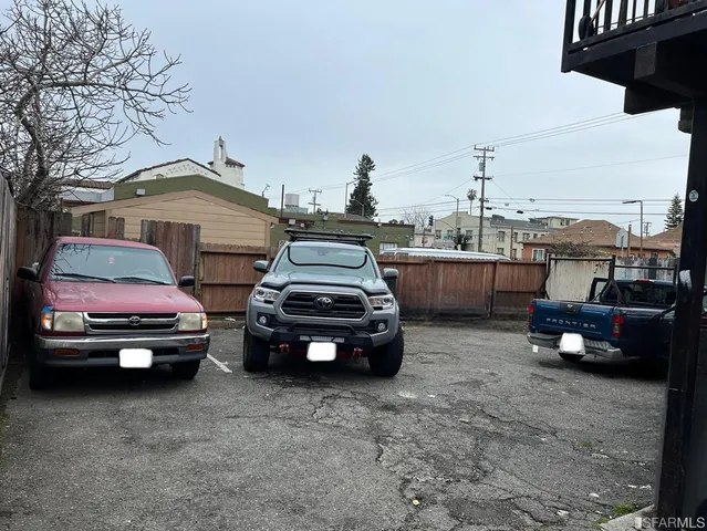 $1,100,000 | 4709 Foothill Boulevard, Oakland, CA 94601