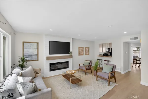 $725,000 | 24564 Copper Cliff Court, Unit 35, Lake Forest, CA 92630