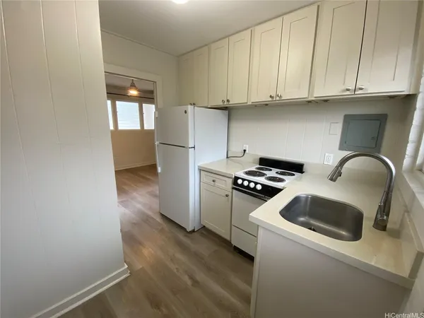 $1,400 | 120 Kihapai Street, Unit 1, Kailua, HI 96734
