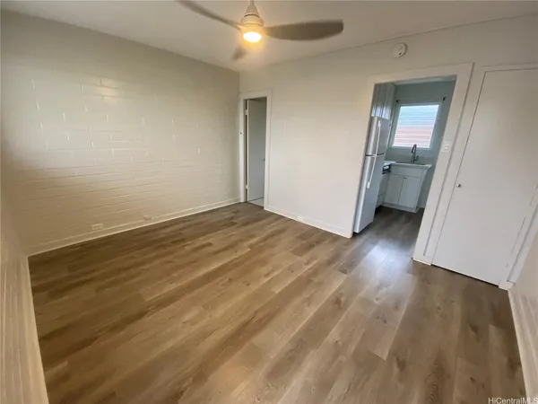 $1,400 | 120 Kihapai Street, Unit 1, Kailua, HI 96734