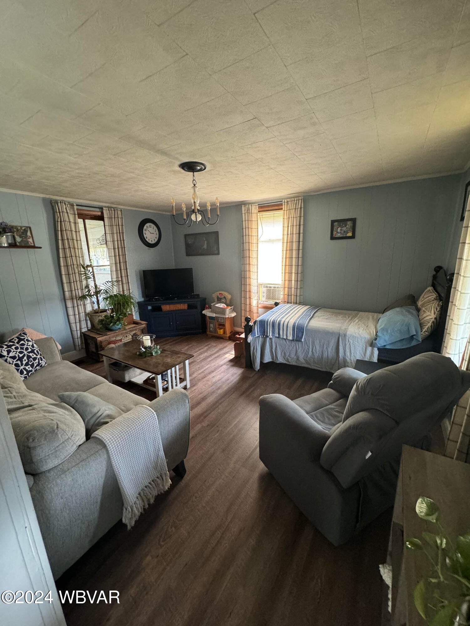 1298 Pinchtown Road Montgomery, PA 17752 - Photo 13 of 21 Living Room
