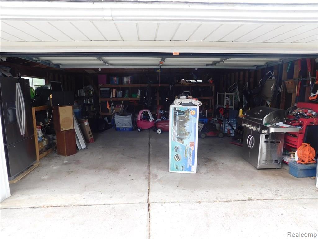 25450 Reeck Road Woodhaven, MI 48183 - Photo 37 of 39