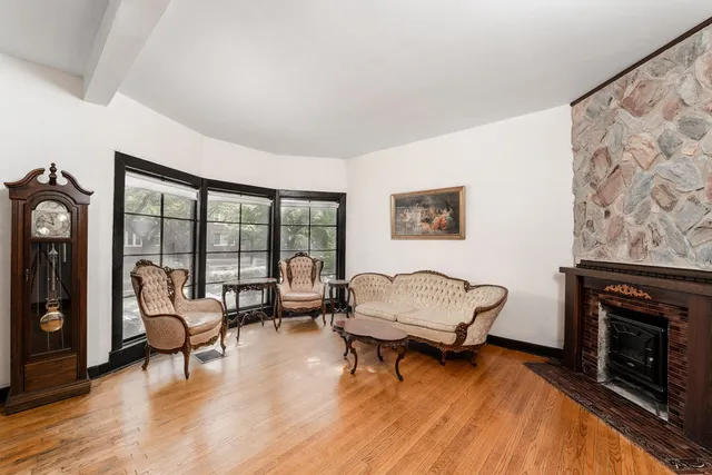 $799,000 | 4244 North Ashland Avenue, Chicago, IL 60613