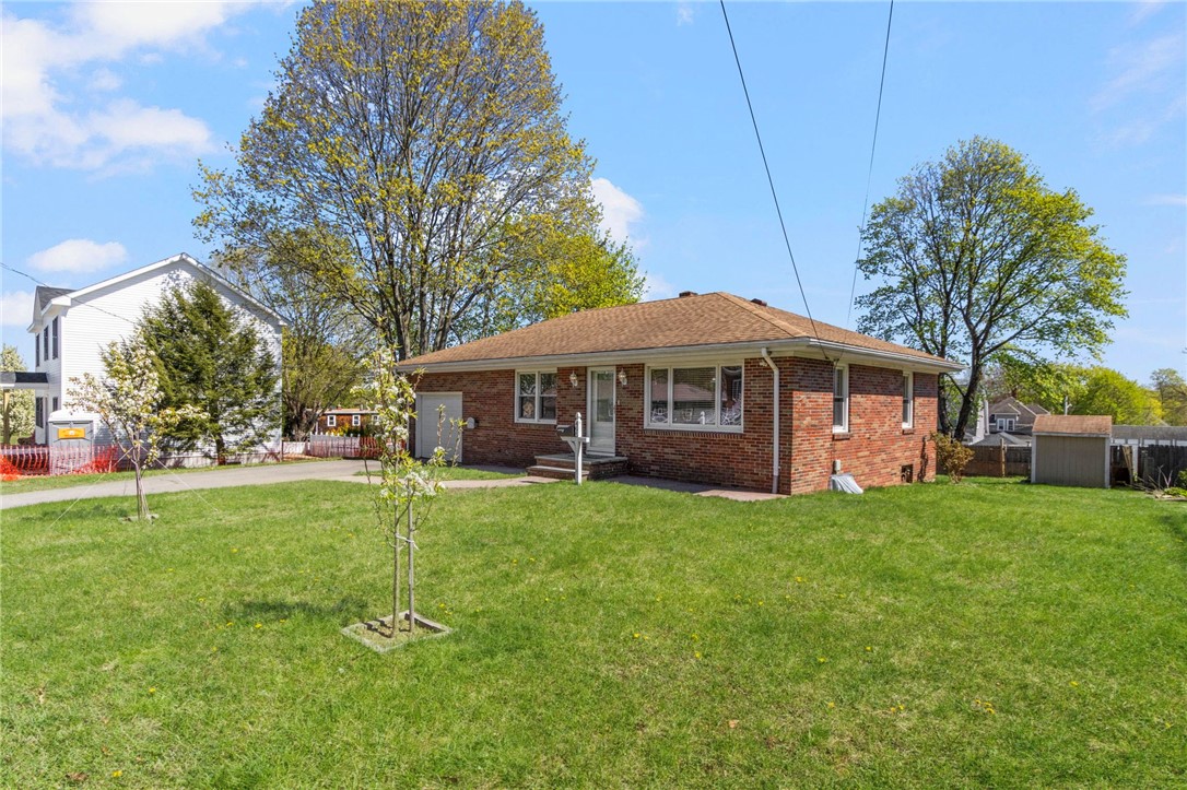 495 Gaskill Street Woonsocket, RI 02895 - Photo 32 of 33