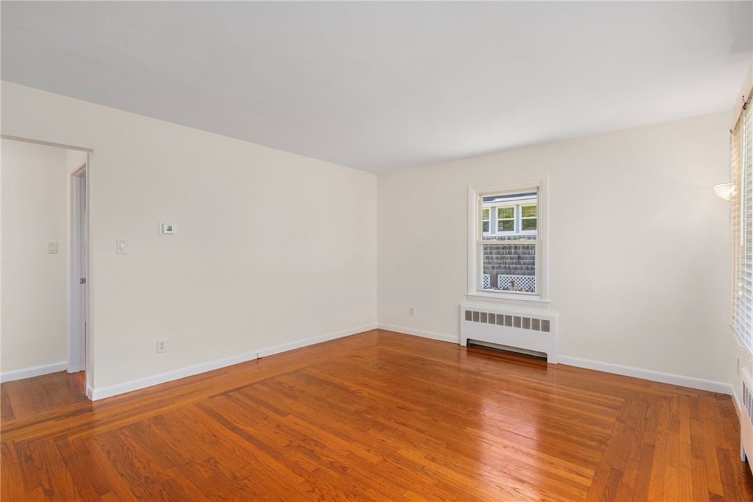 495 Gaskill Street Woonsocket, RI 02895 - Photo 5 of 33