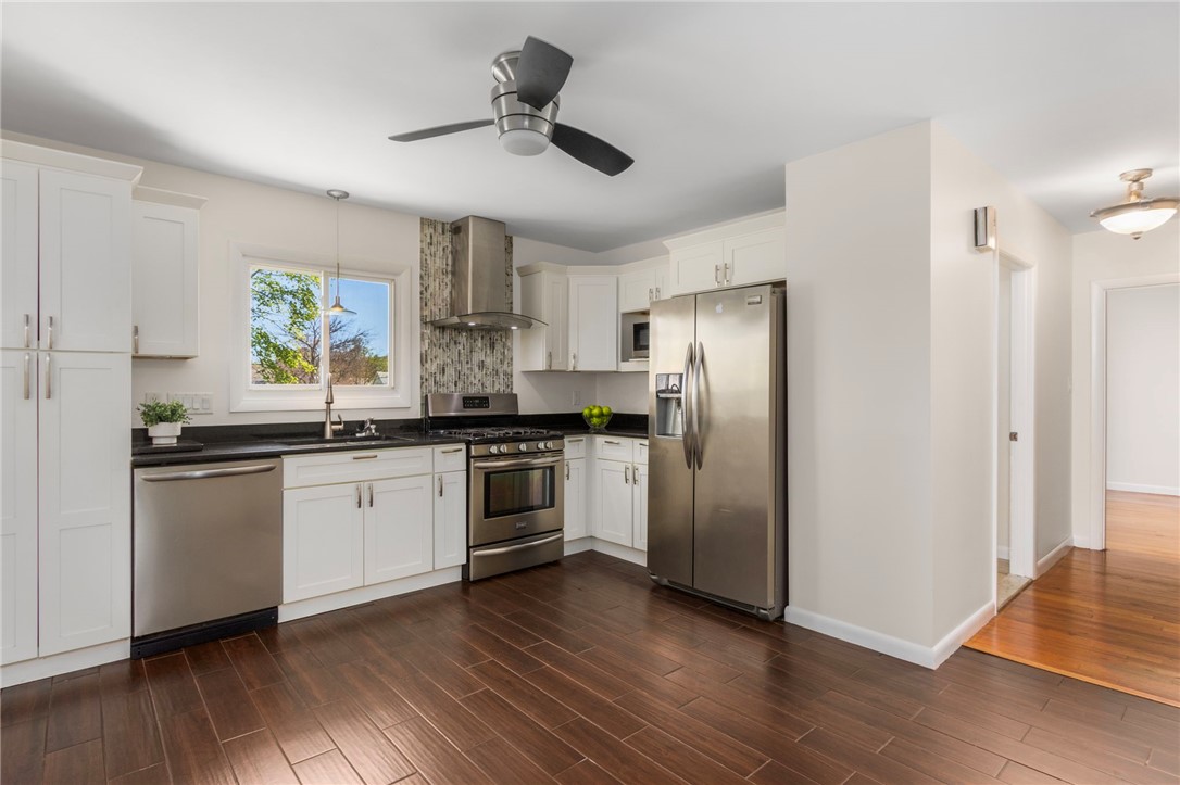 495 Gaskill Street Woonsocket, RI 02895 - Photo 6 of 33