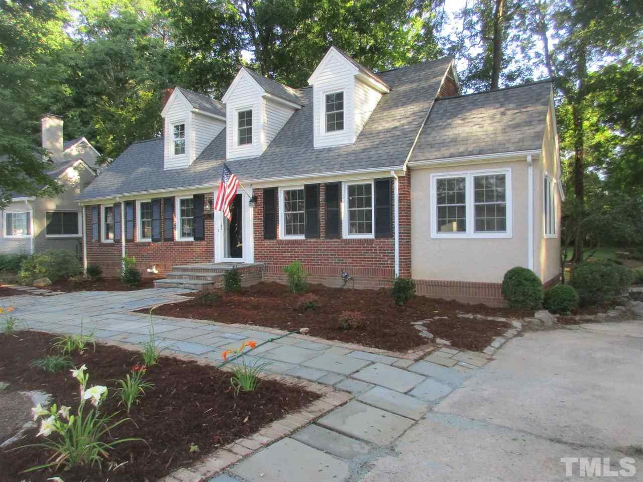409 South Morgan Street Roxboro, NC 27573 - Photo 1 of 22