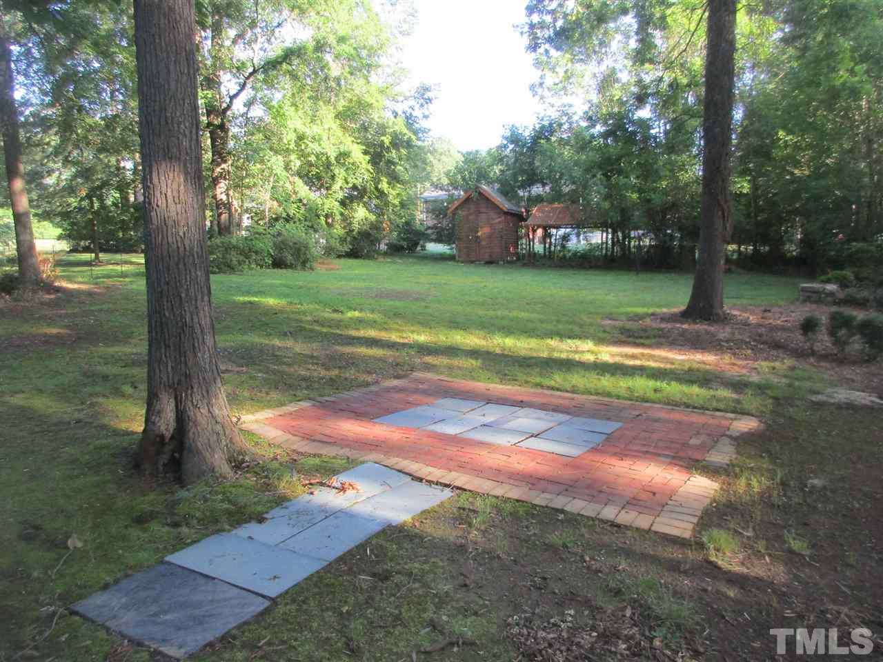 409 South Morgan Street Roxboro, NC 27573 - Photo 4 of 22
