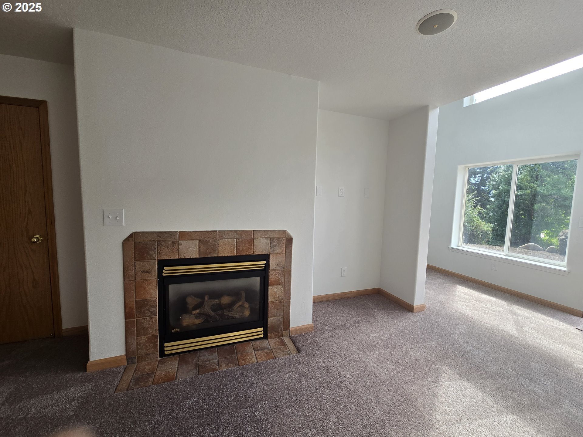 85 Southwest Monda Road Stevenson, WA 98648 - Photo 25 of 48 Family Room