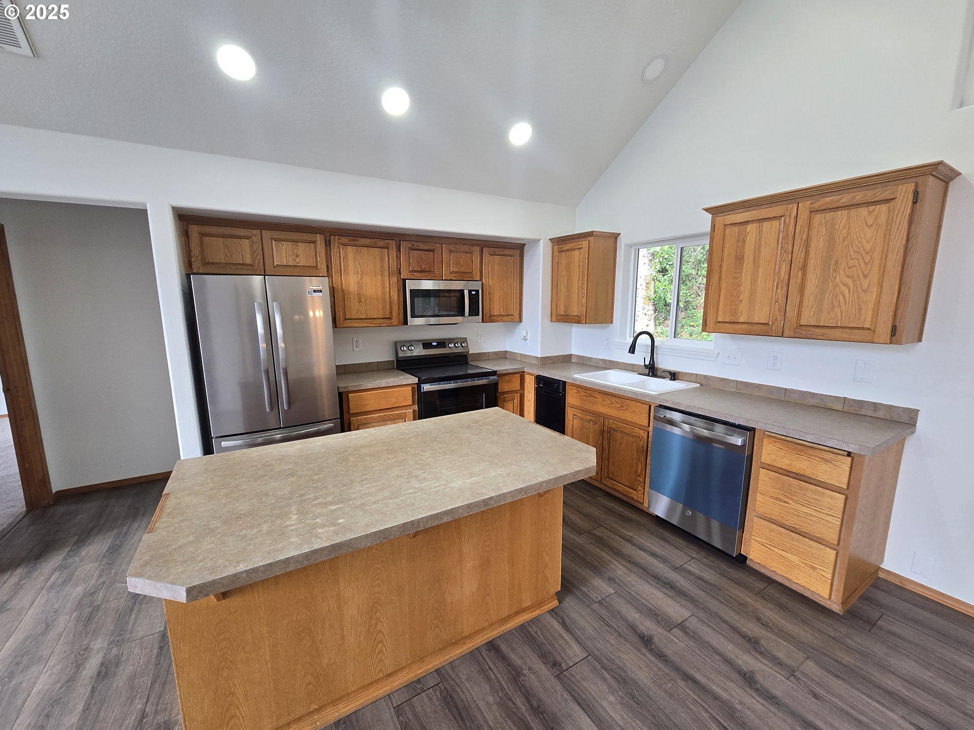 85 Southwest Monda Road Stevenson, WA 98648 - Photo 8 of 48 Kitchen