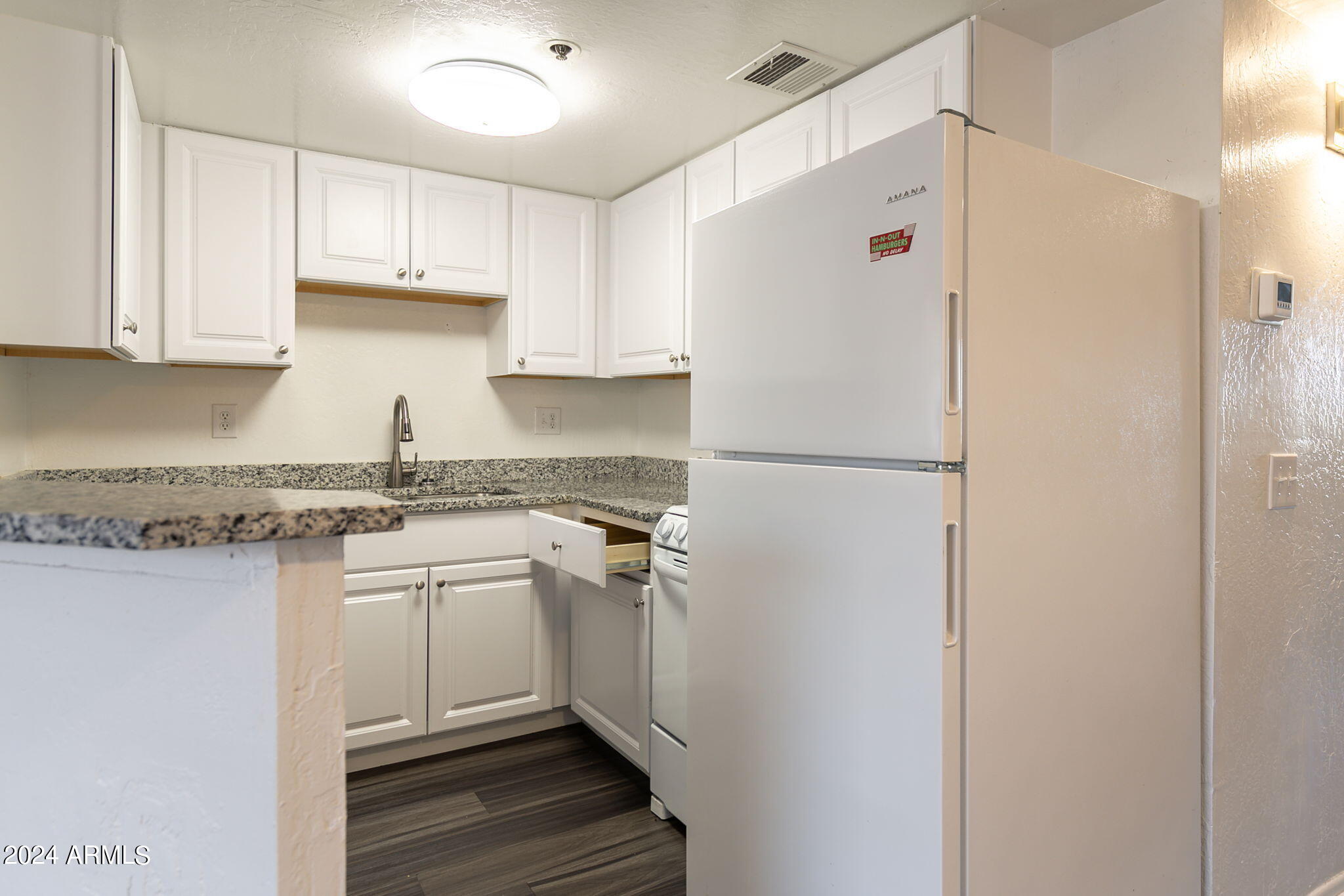 12221 West Bell Road, Unit 280 Surprise, AZ 85378 - Photo 7 of 24 Kitchen2