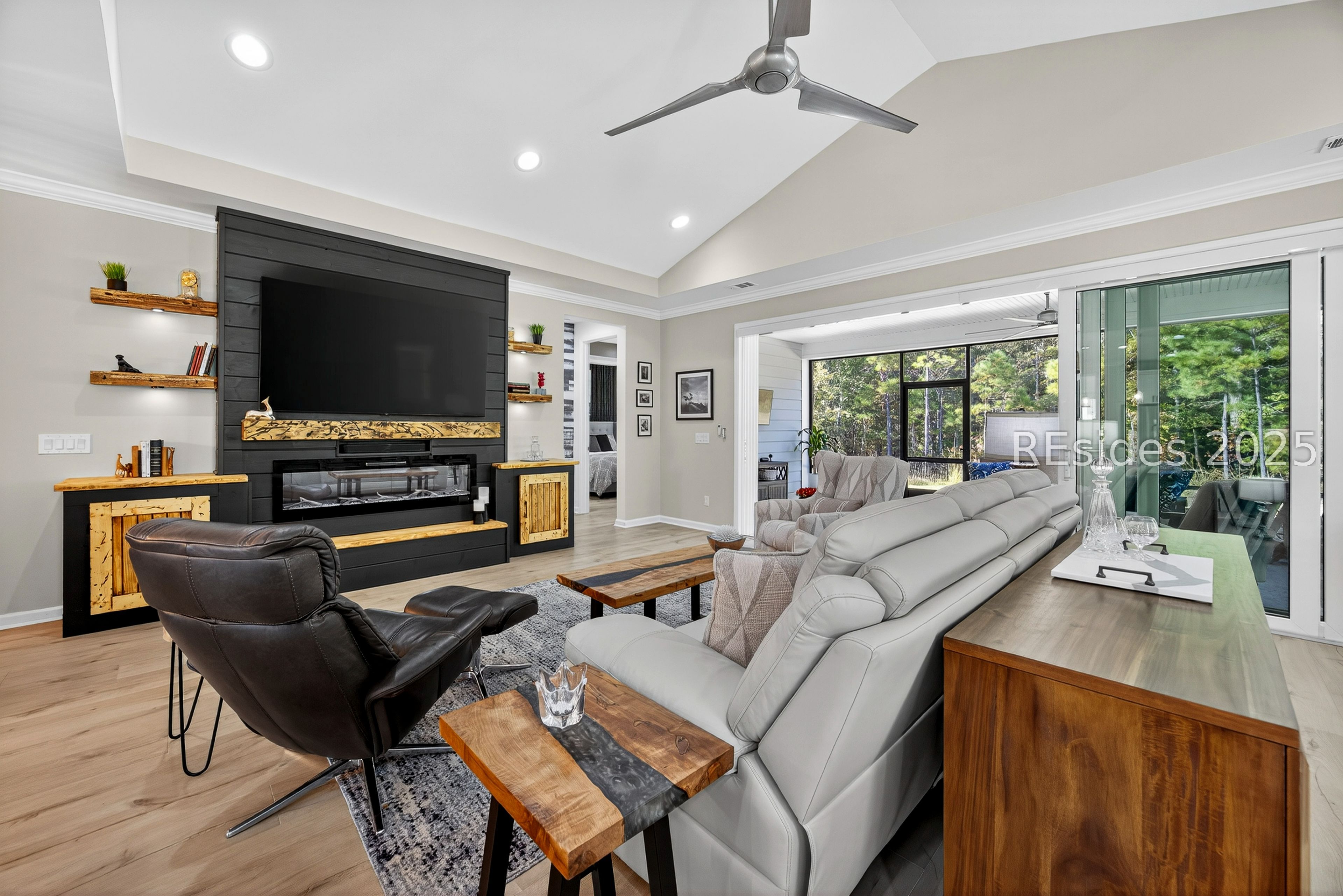 283 Good Life Way Hardeeville, SC 29927 - Photo 2 of 47 Great Room