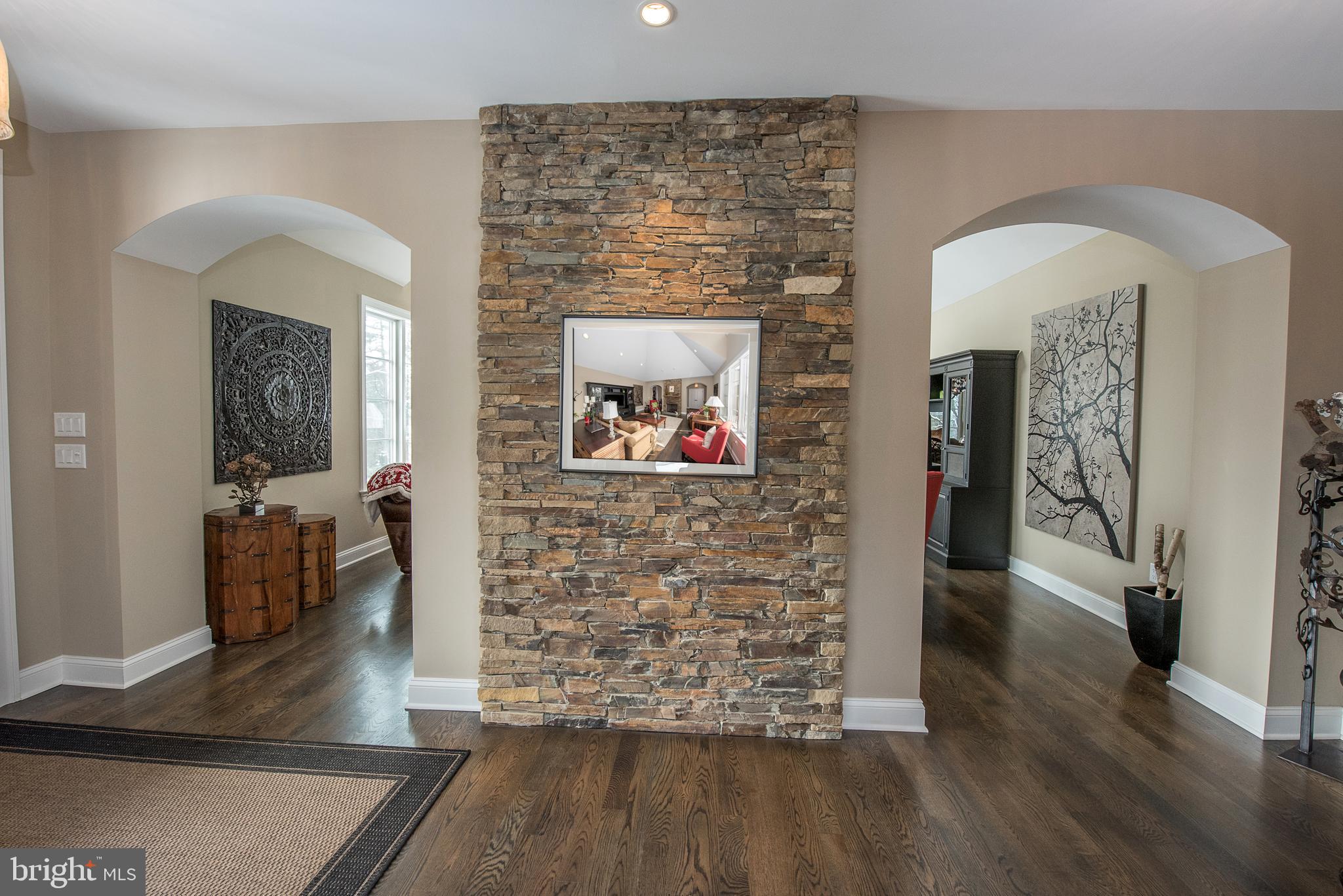 Accent wall of dry laid stone
