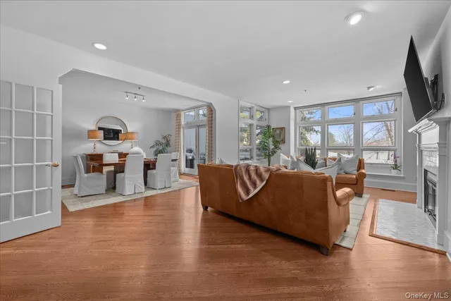 $1,250,000 | 10 Old Jackson Avenue, Unit 44, Hastings-on-Hudson, NY 10706