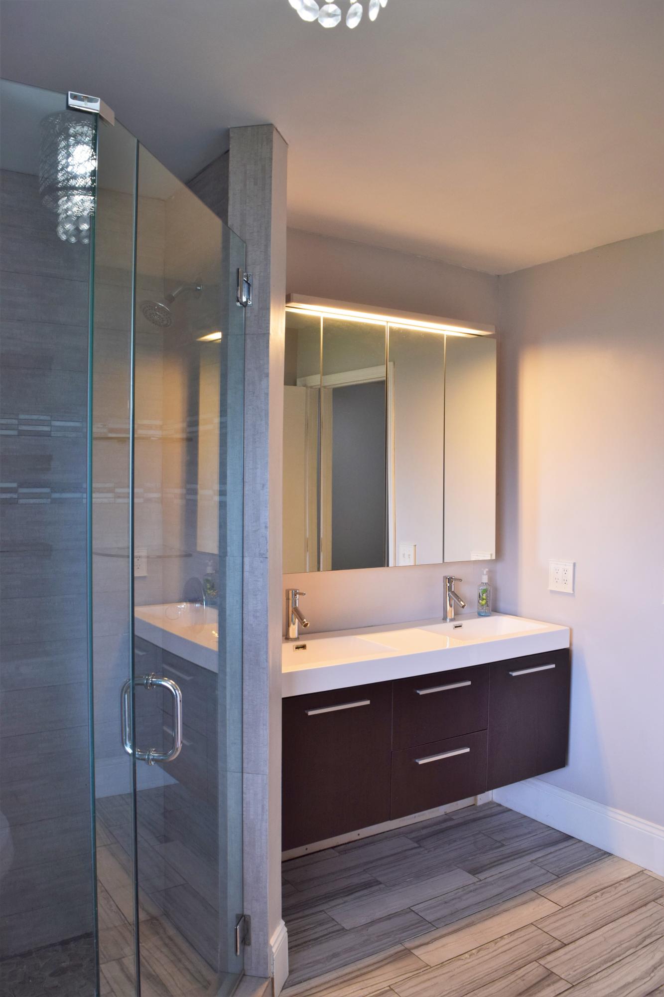 702 Southwest Ancona Road Port St. Lucie, FL 34953 - Photo 10 of 20 Master Bath
