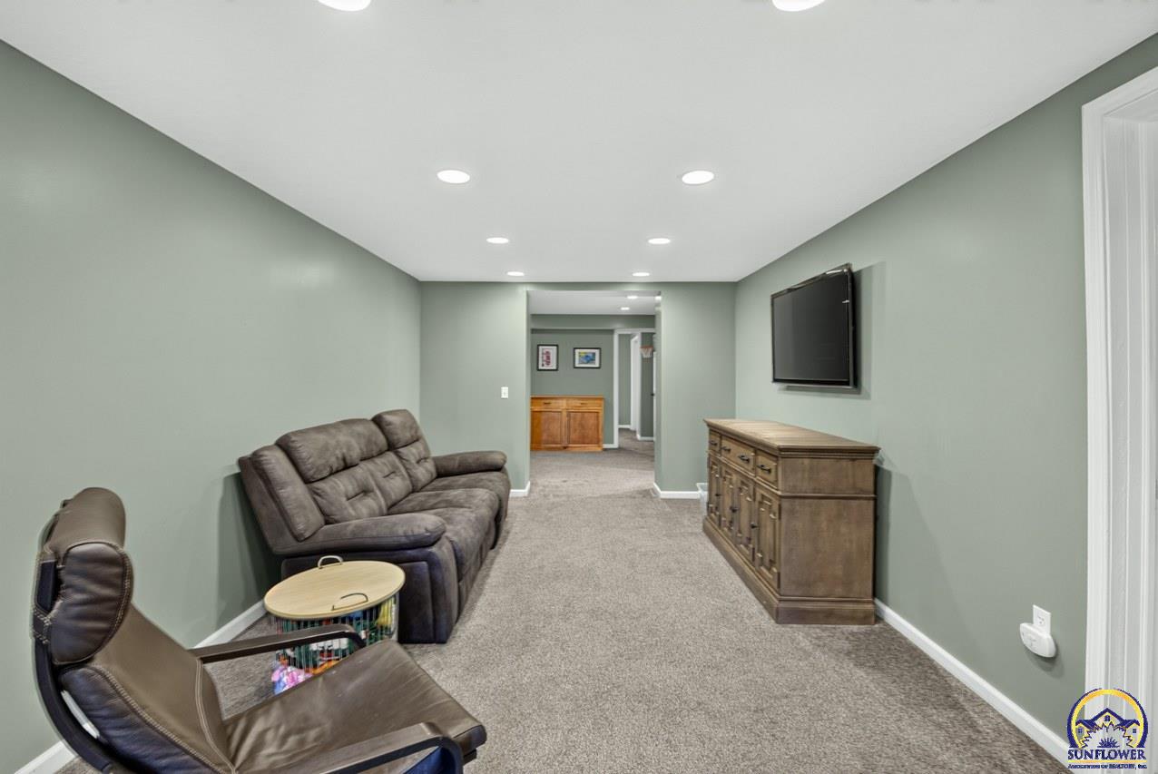 8245 254th Road Circleville, KS 66416 - Photo 29 of 65