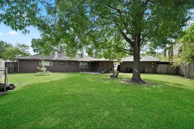 $2,500 | 1319 Spillers Lane, Houston, TX 77043