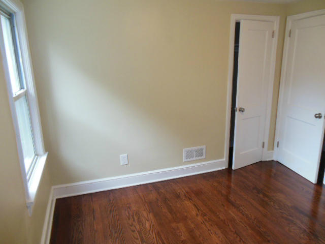 1902 Langdon Road Southwest Roanoke, VA 24015 - Photo 14 of 16 DSCN0941