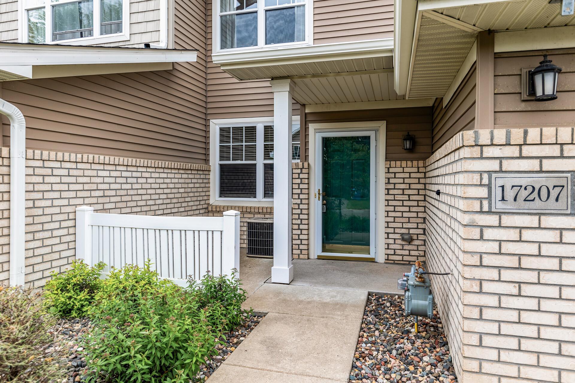 17207 Encina Path Farmington, MN 55024 - Photo 2 of 16