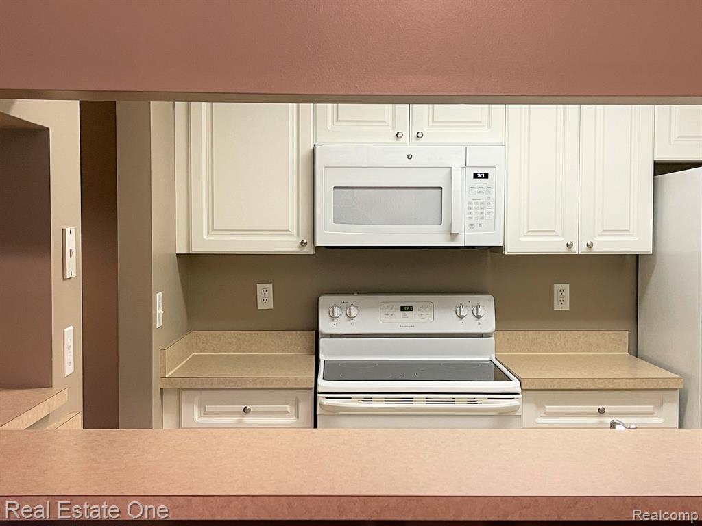 5364 Brookemonte Circle, Unit 1 Rochester, MI 48306 - Photo 16 of 26