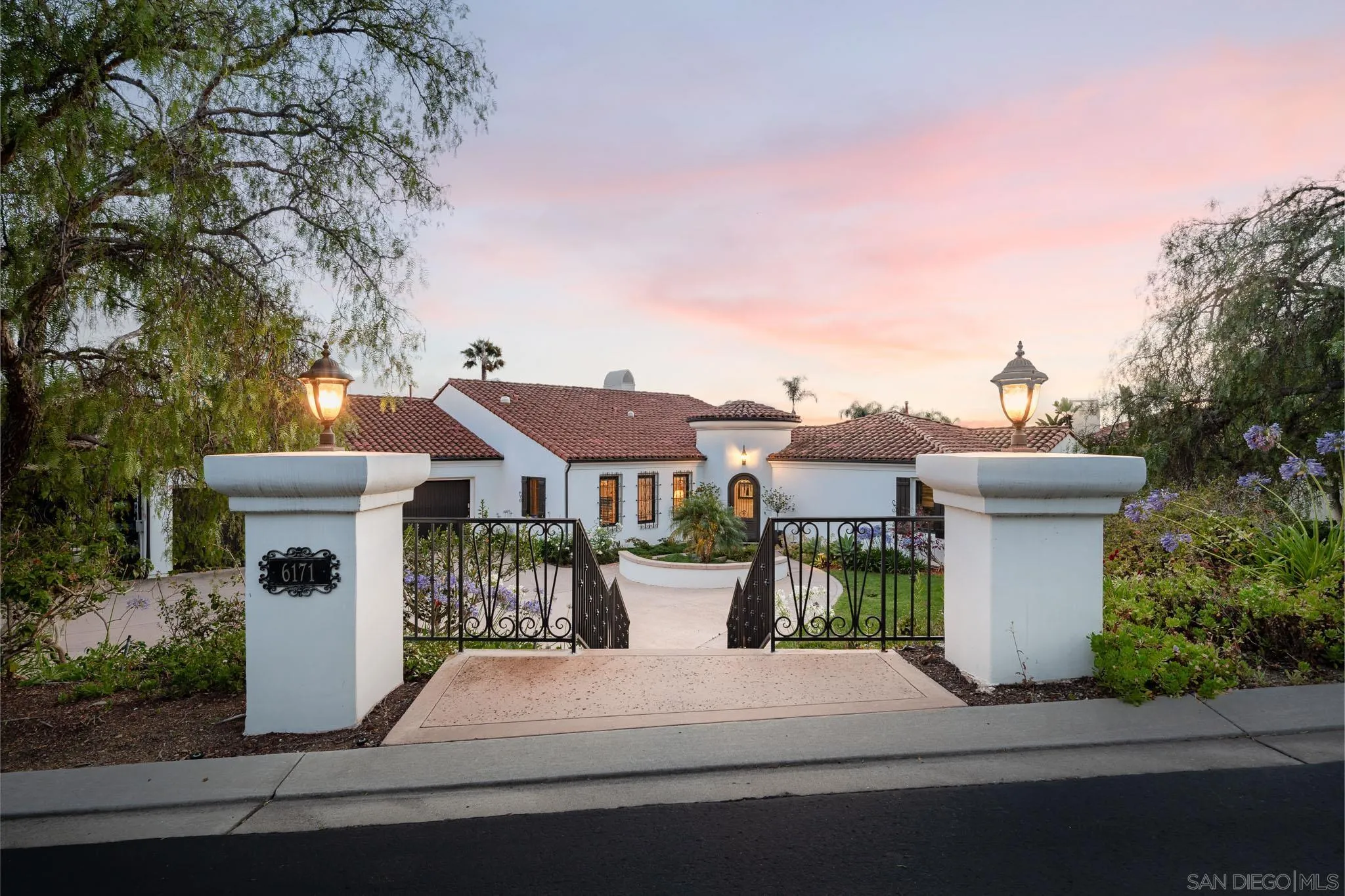 6171 Avenida Del Duque Rancho Santa Fe, CA 92091 - Photo 2 of 59