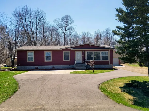 $379,000 | 2370 Lake Shore Boulevard, Wahkon, MN 56386