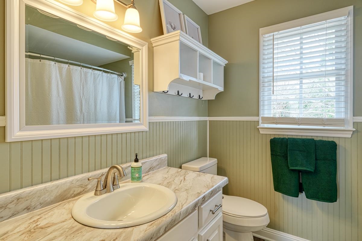 225 West Killarney Lake Moore, SC 29369 - Photo 32 of 50