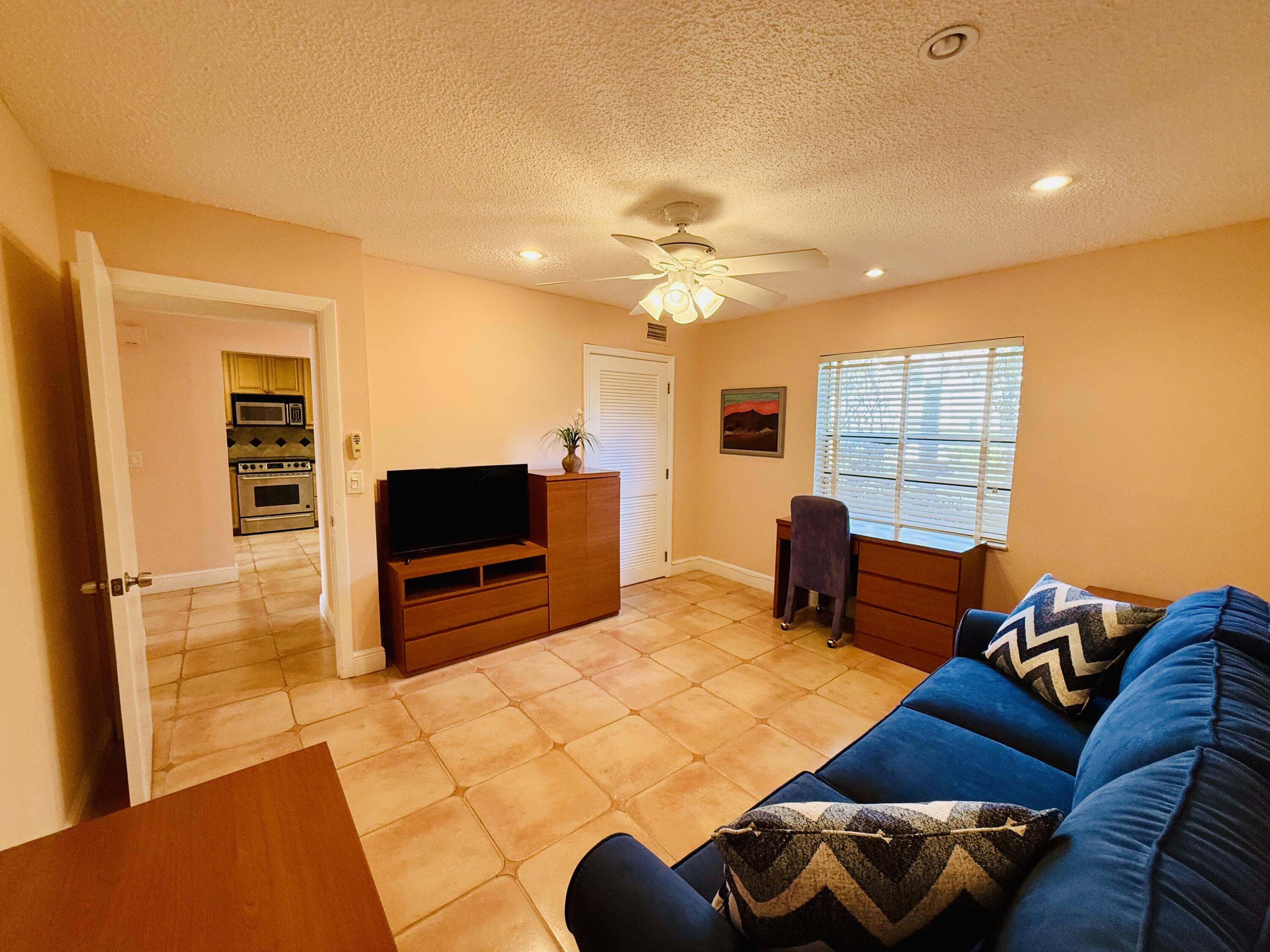 9261 Vista Del Lago Boca Raton, FL 33428 - Photo 13 of 51 IMG_3002