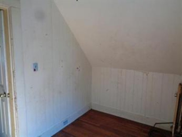 16 Emily Street Springfield, MA 01109 - Photo 9 of 10 Gallery Image 9