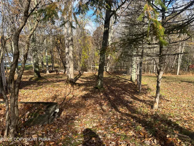 $325,000 | 3099 Highway 715, Henryville, PA 18332