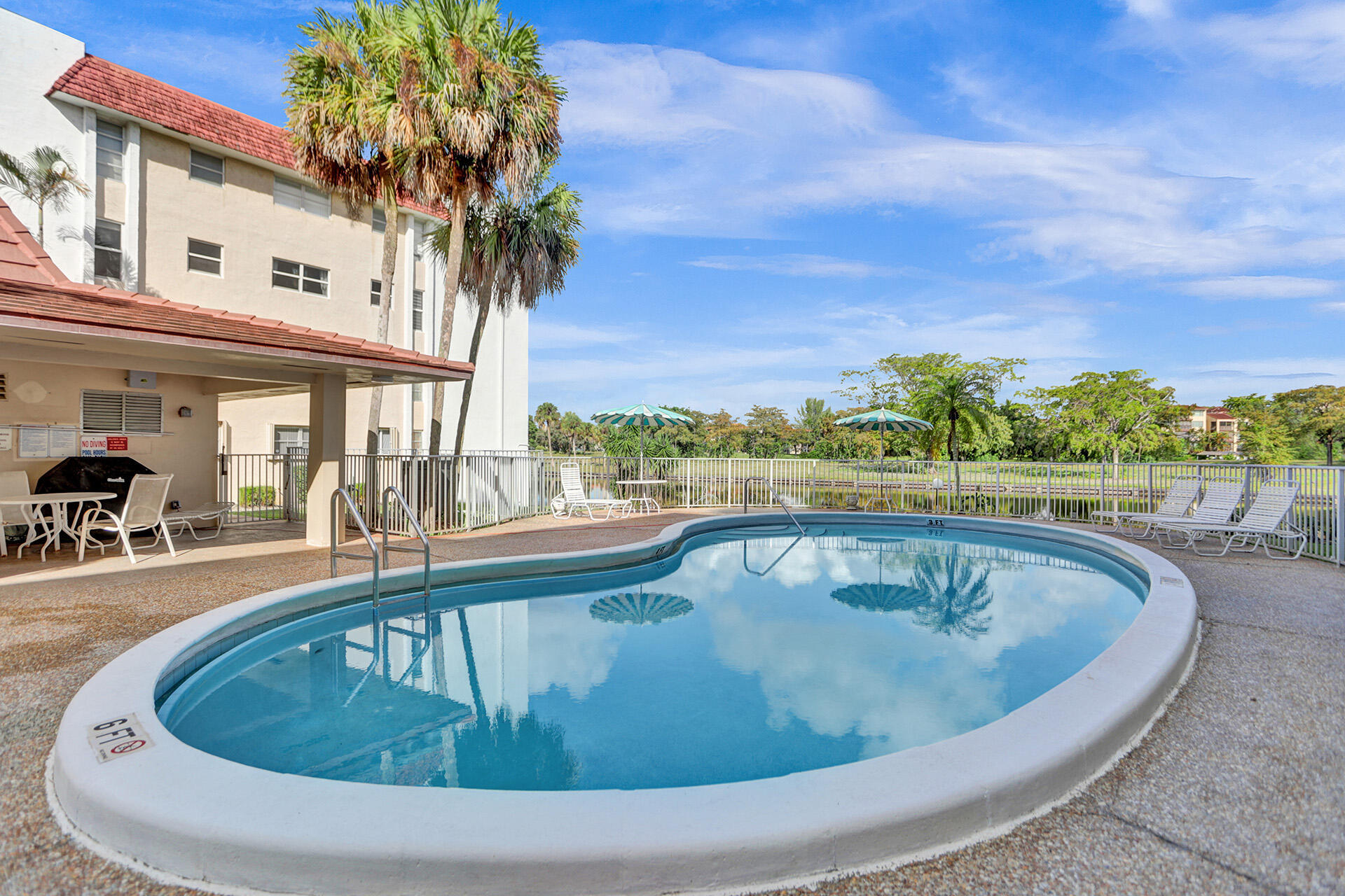 3601 Inverrary Drive, Unit 109 Lauderhill, FL 33319 - Photo 40 of 42 B27I5931
