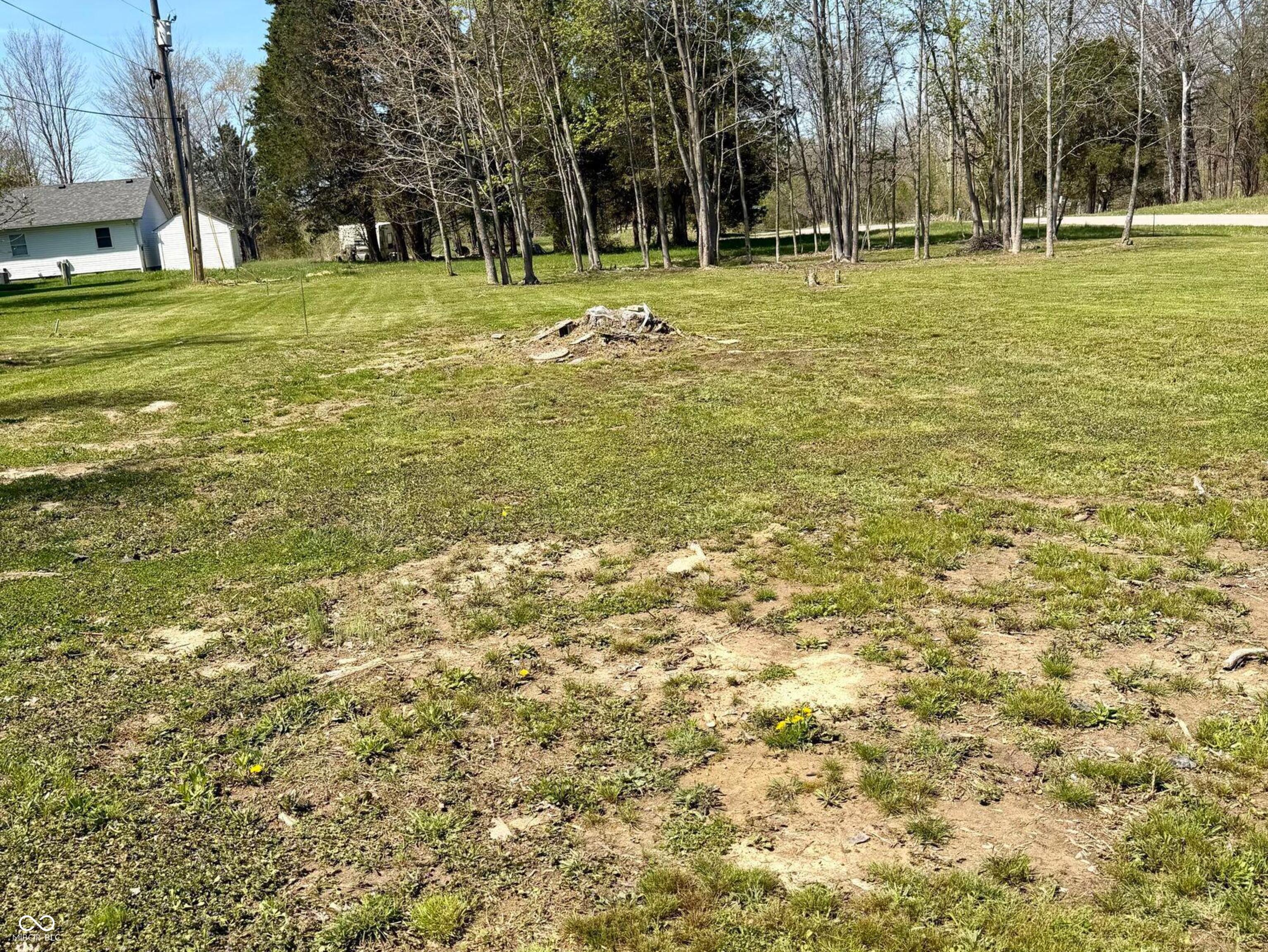 498 Beech Road North Vernon, IN 47265 - Photo 2 of 5