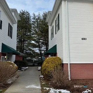 $2,795 | 670 Boston Post Road, Unit 18, Milford, CT 06460