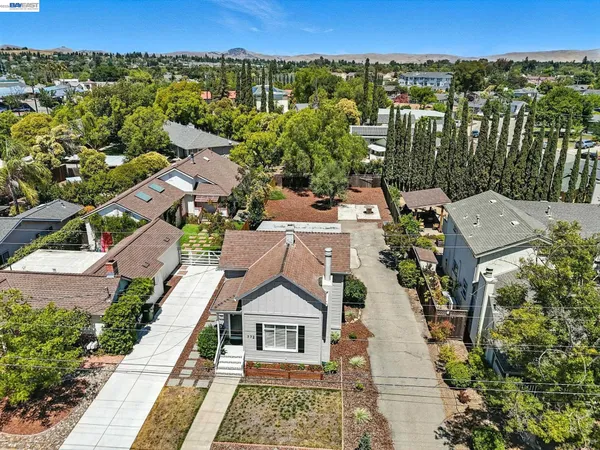 $899,000 | 772 McLeod Street, Livermore, CA 94550