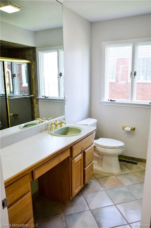 620 North Riverside Avenue St. Clair, MI 48079 - Photo 35 of 53
