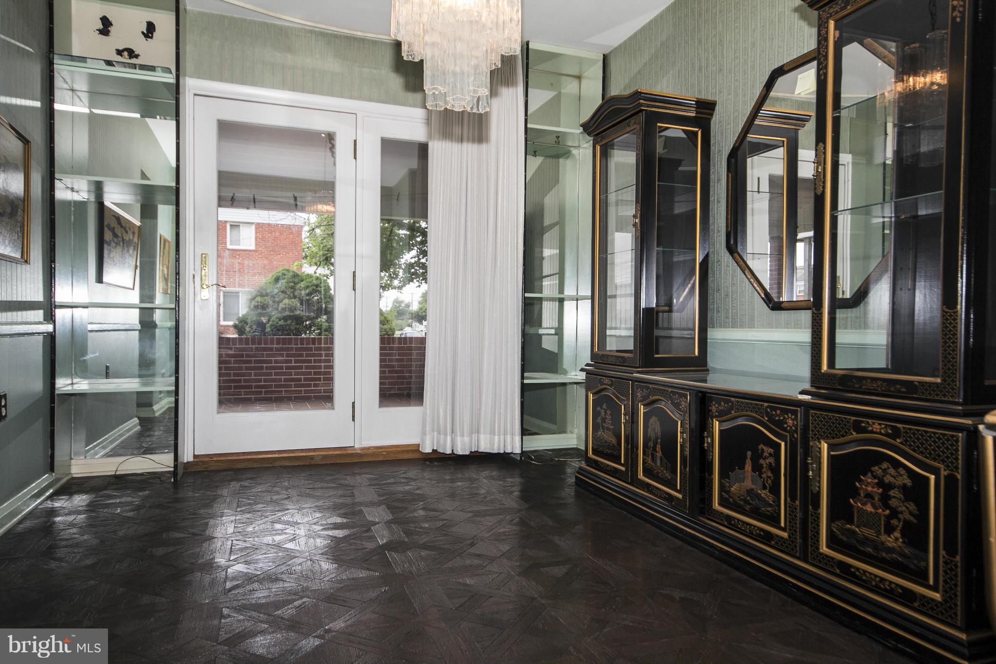 2701 Moorgate Road Baltimore, MD 21222 - Photo 5 of 28 Dining Room