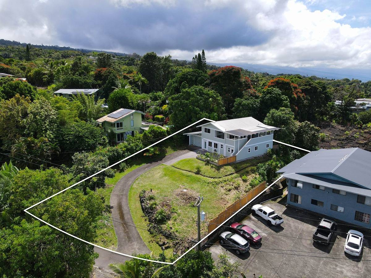 81-1010 St John's Road Kealakekua, HI 96750 - Photo 2 of 30 an aerial view of a pool table and chairs