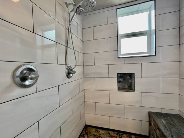 81-1010 St John's Road Kealakekua, HI 96750 - Photo 23 of 30 a bathroom with a shower