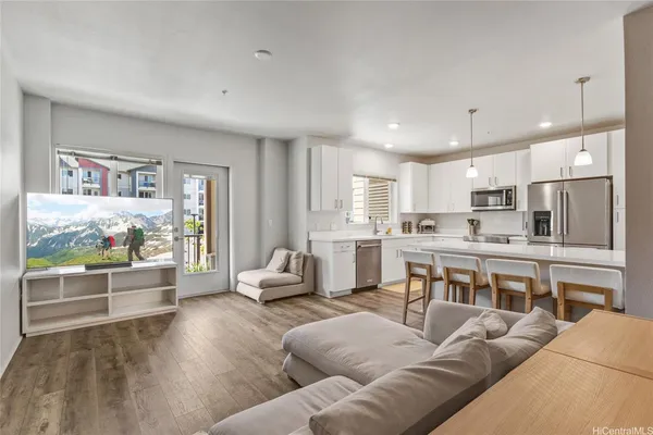 $599,000 | 91-3641 Iwikuamoo Street, Unit 6202, Ewa Beach, HI 96706