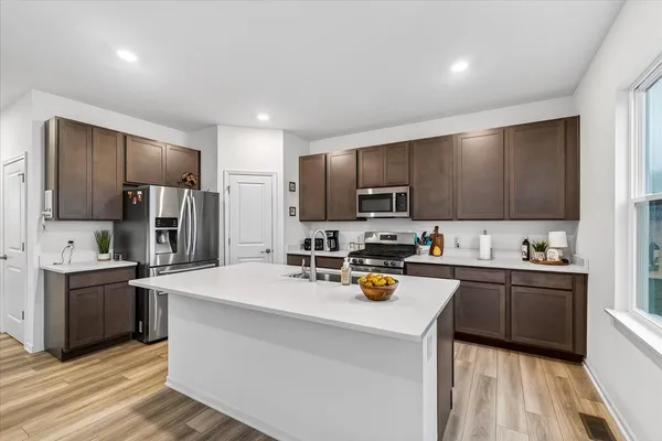 $524,900 | 708 Narvik, Stoughton, WI 53589